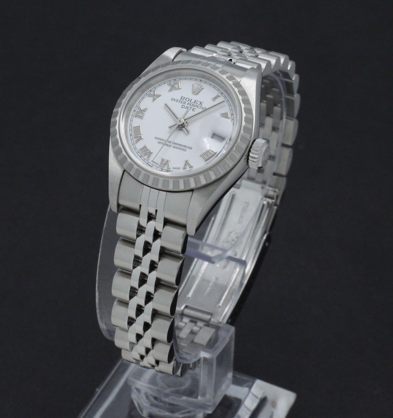 Rolex Oyster Perpetual Lady Date 79240 - 2002 - Rolex horloge - Rolex kopen - Rolex dames horloge - Trophies Watches