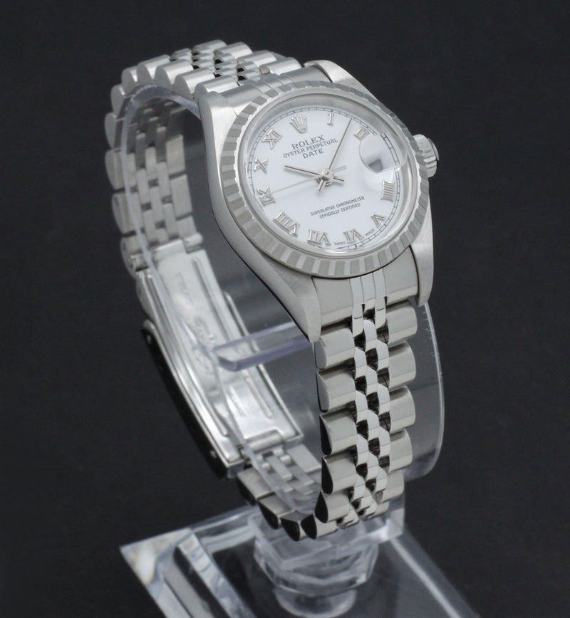 Rolex Oyster Perpetual Lady Date 79240 - 2002 - Rolex horloge - Rolex kopen - Rolex dames horloge - Trophies Watches