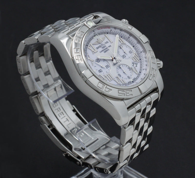 Breitling Chronomat AB0110 - Breitling horloge - Breitling kopen - Breitling heren horloge - Trophies Watches