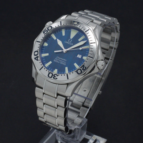 Omega Seamaster Diver 300 M 2265.80.00 - 2001 - Omega horloge - Omega kopen - Omega heren horloge - Trophies Watches