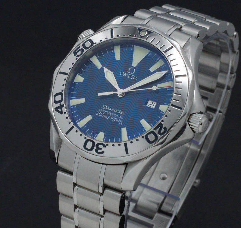 Omega Seamaster Diver 300 M 2265.80.00 - 2001 - Omega horloge - Omega kopen - Omega heren horloge - Trophies Watches