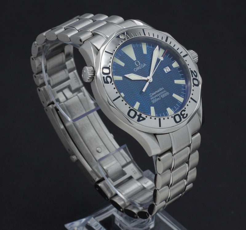 Omega Seamaster Diver 300 M 2265.80.00 - 2001 - Omega horloge - Omega kopen - Omega heren horloge - Trophies Watches