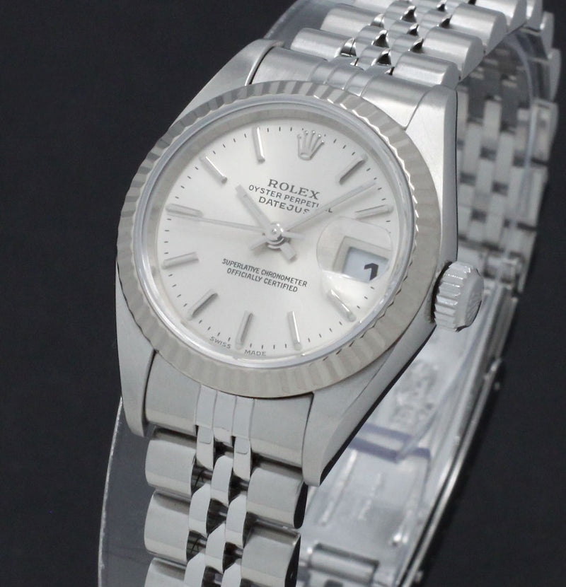 Rolex Oyster Perpetual Lady Datejust 79174 - 2001 - Rolex horloge - Rolex kopen - Rolex dames horloge - Trophies Watches