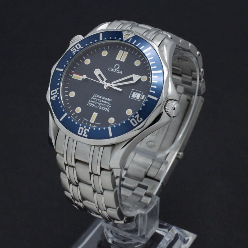 Omega Seamaster Diver 300 M 2531.80.00- 2001 - Omega horloge - Omega kopen - Omega heren horloge - Trophies Watches
