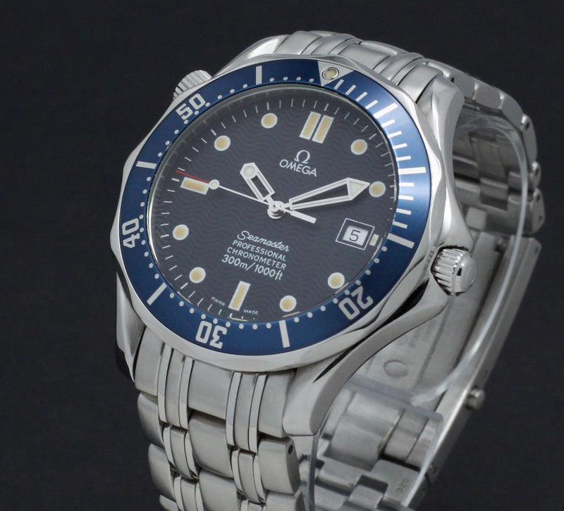 Omega Seamaster Diver 300 M 2531.80.00- 2001 - Omega horloge - Omega kopen - Omega heren horloge - Trophies Watches