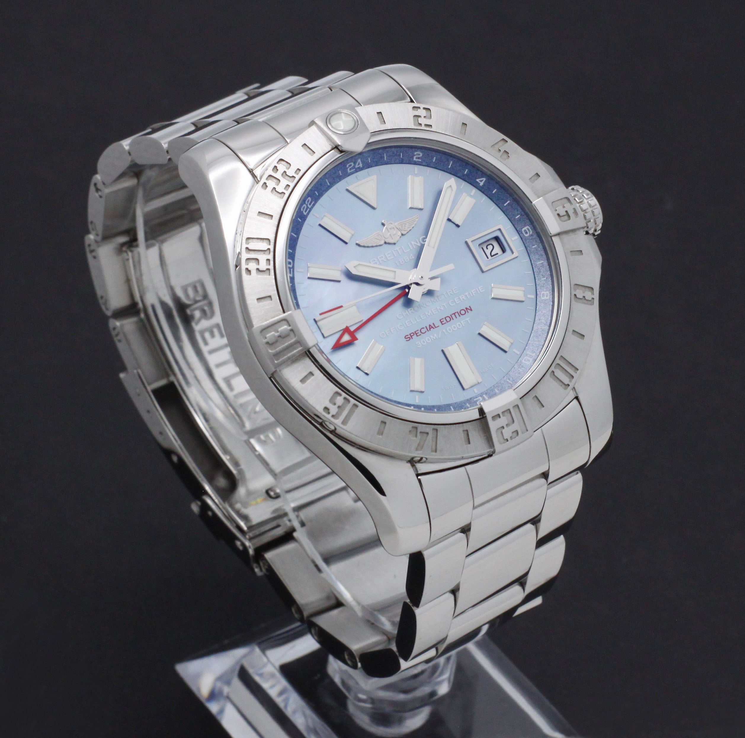 Breitling Avenger II GMT A32390 - 2018 - Breitling horloge - Breitling kopen - Breitling heren horloge - Trophies Watches