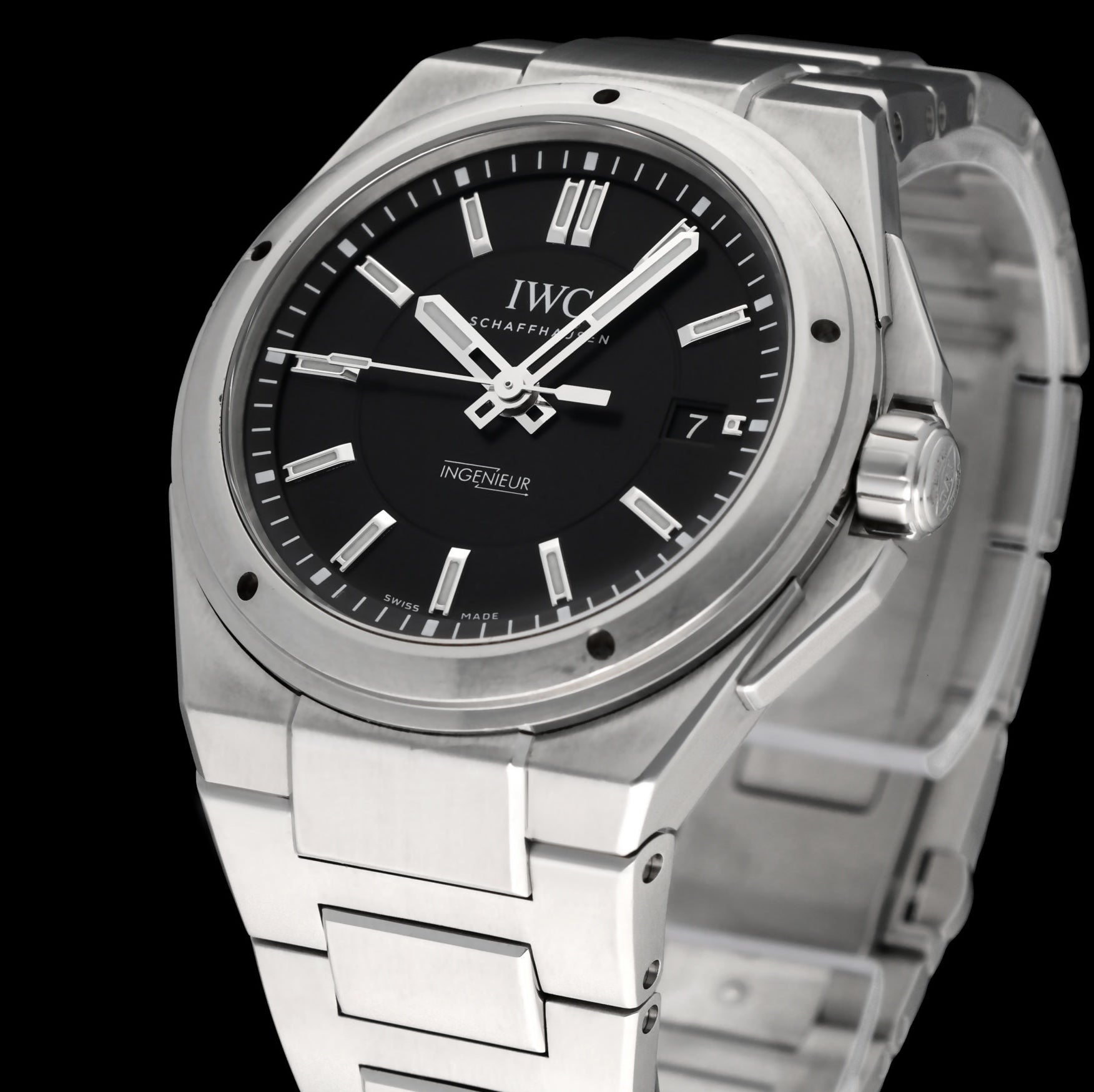 IWC Ingenieur IW323902 - 2015 - IWC horloge - IWC kopen - IWC heren horloge - Trophies Watches