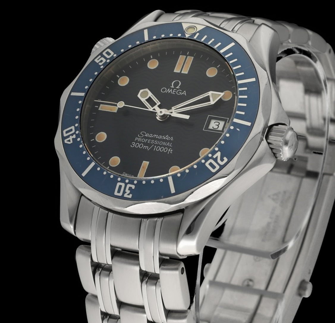 Omega Seamaster Diver 300 M 2561.80.00 - 1995 - Omega horloge - Omega kopen - Omega heren horloge - Trophies Watches
