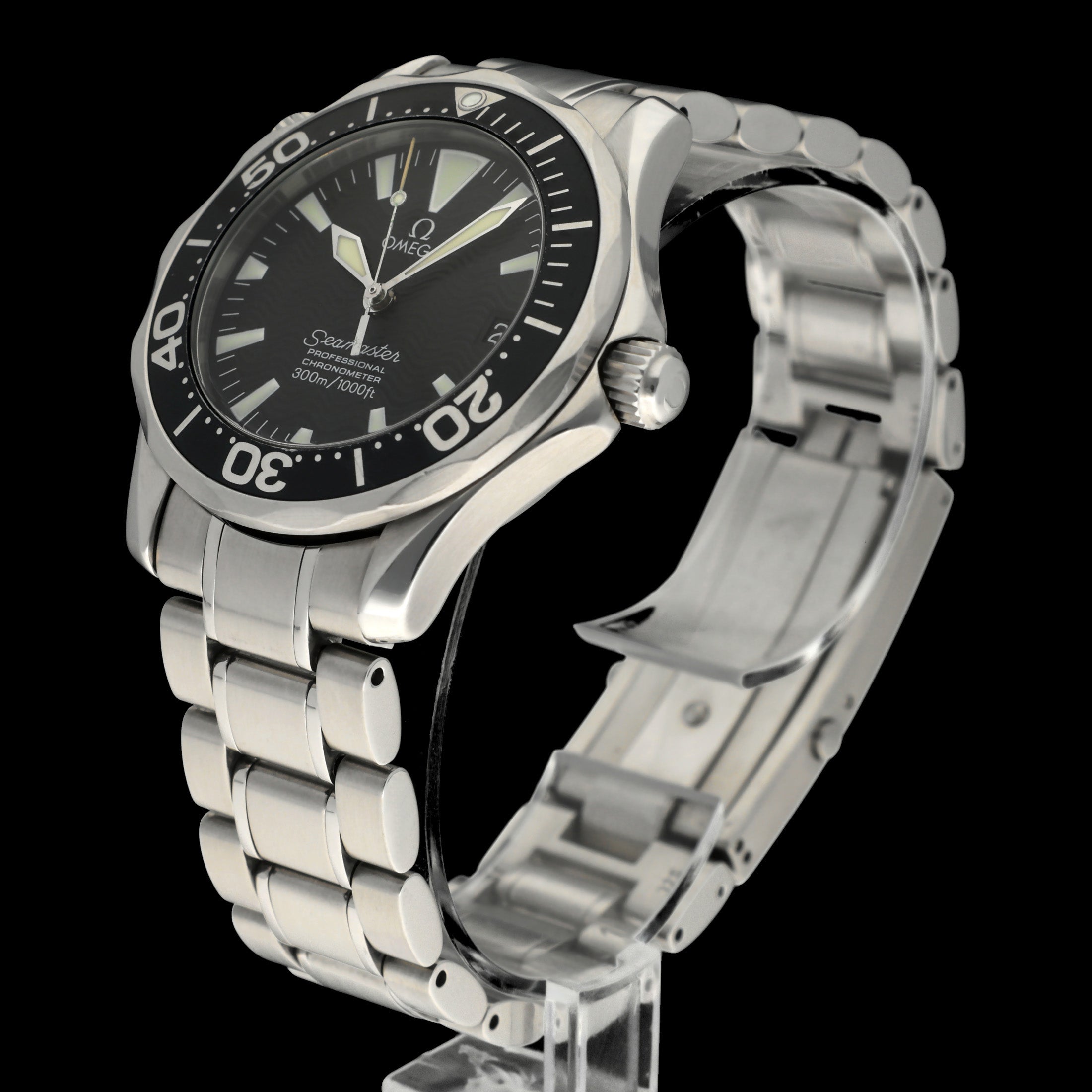 Omega Seamaster Diver 300 M 2252.50 - 2001 - Omega horloge - Omega kopen - Omega heren horloge - Trophies Watches