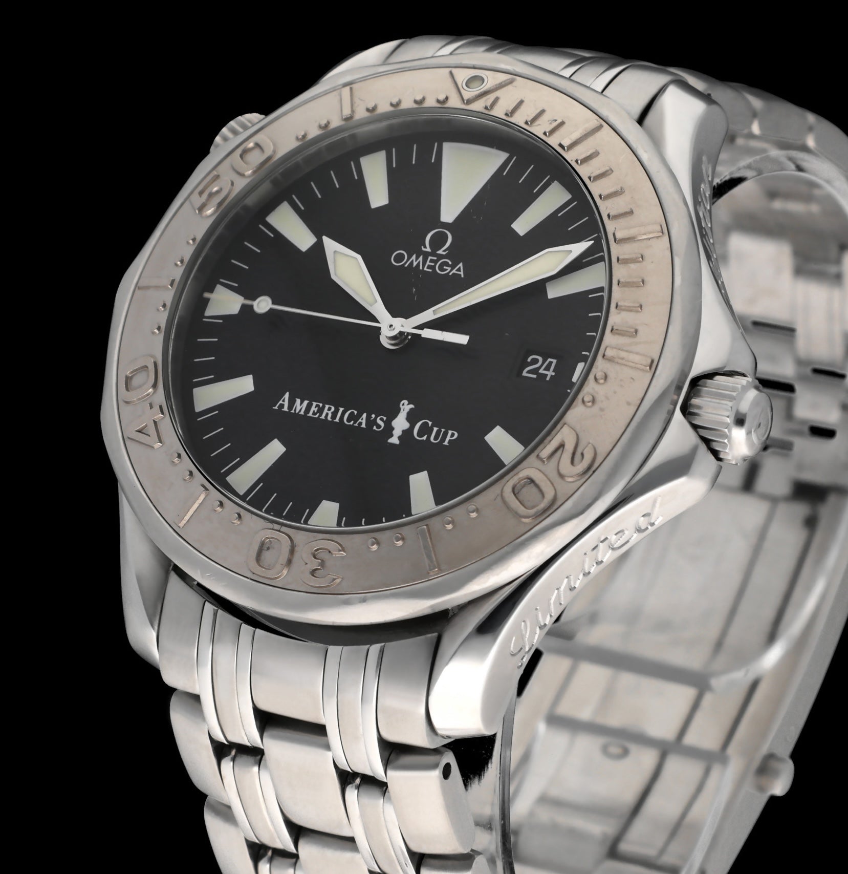 Omega Seamaster Diver 300 M 2533.50.00 - 2001 - Omega horloge - Omega kopen - Omega heren horloge - Trophies Watches