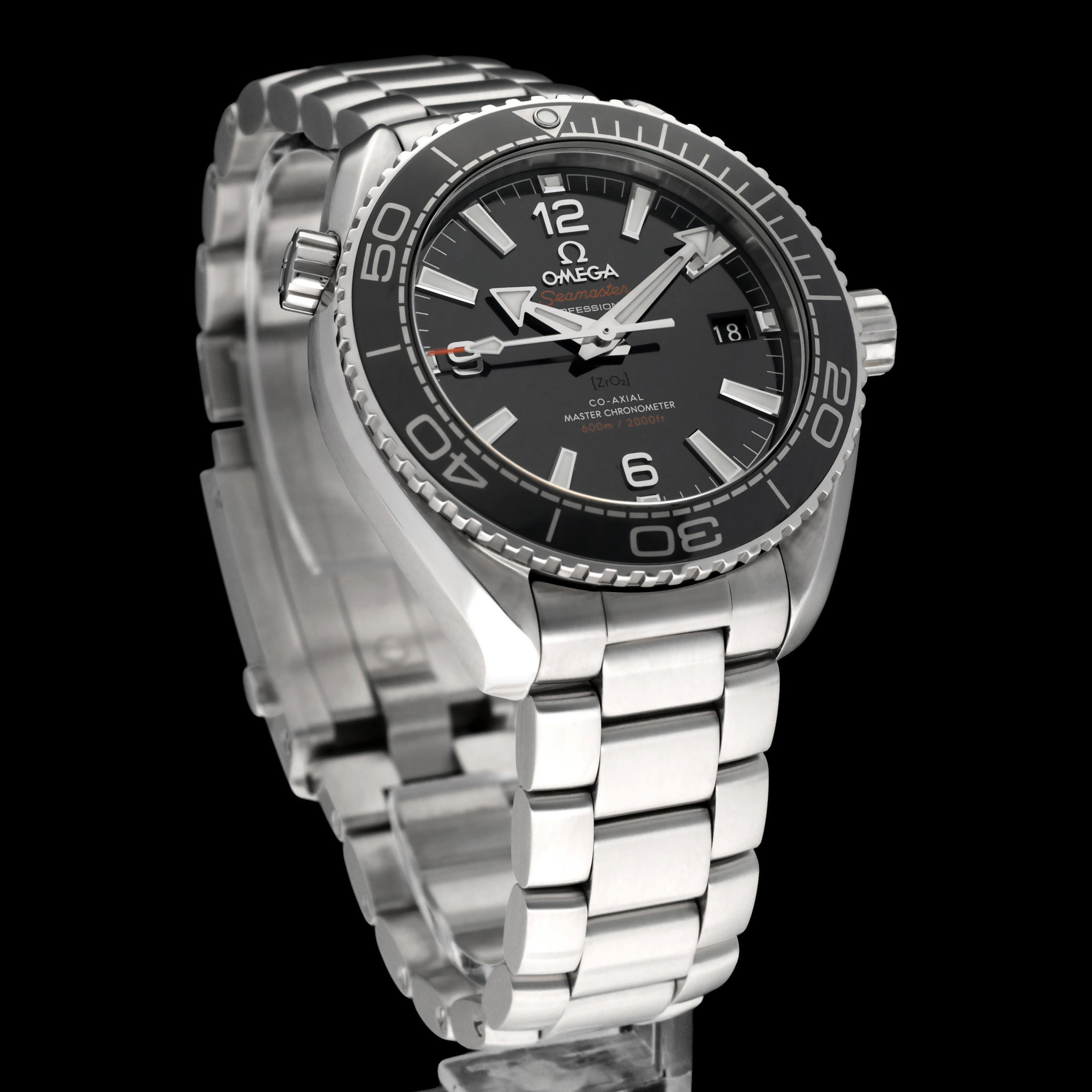 Omega Seamaster Planet Ocean 215.30.40.20.01.001 - 2018 - Omega horloge - Omega kopen - Omega heren horloge - Trophies Watches