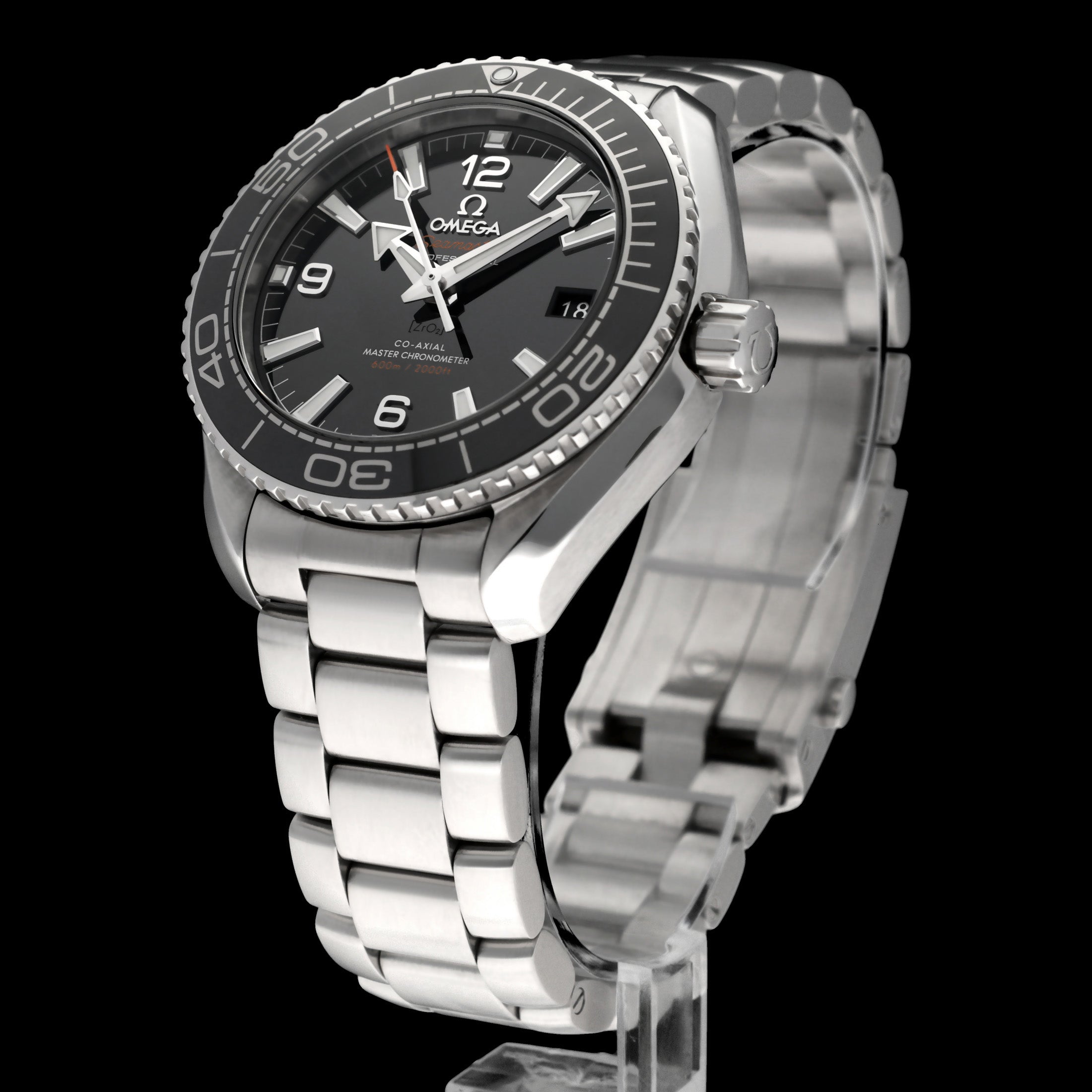 Omega Seamaster Planet Ocean 215.30.40.20.01.001 - 2018 - Omega horloge - Omega kopen - Omega heren horloge - Trophies Watches