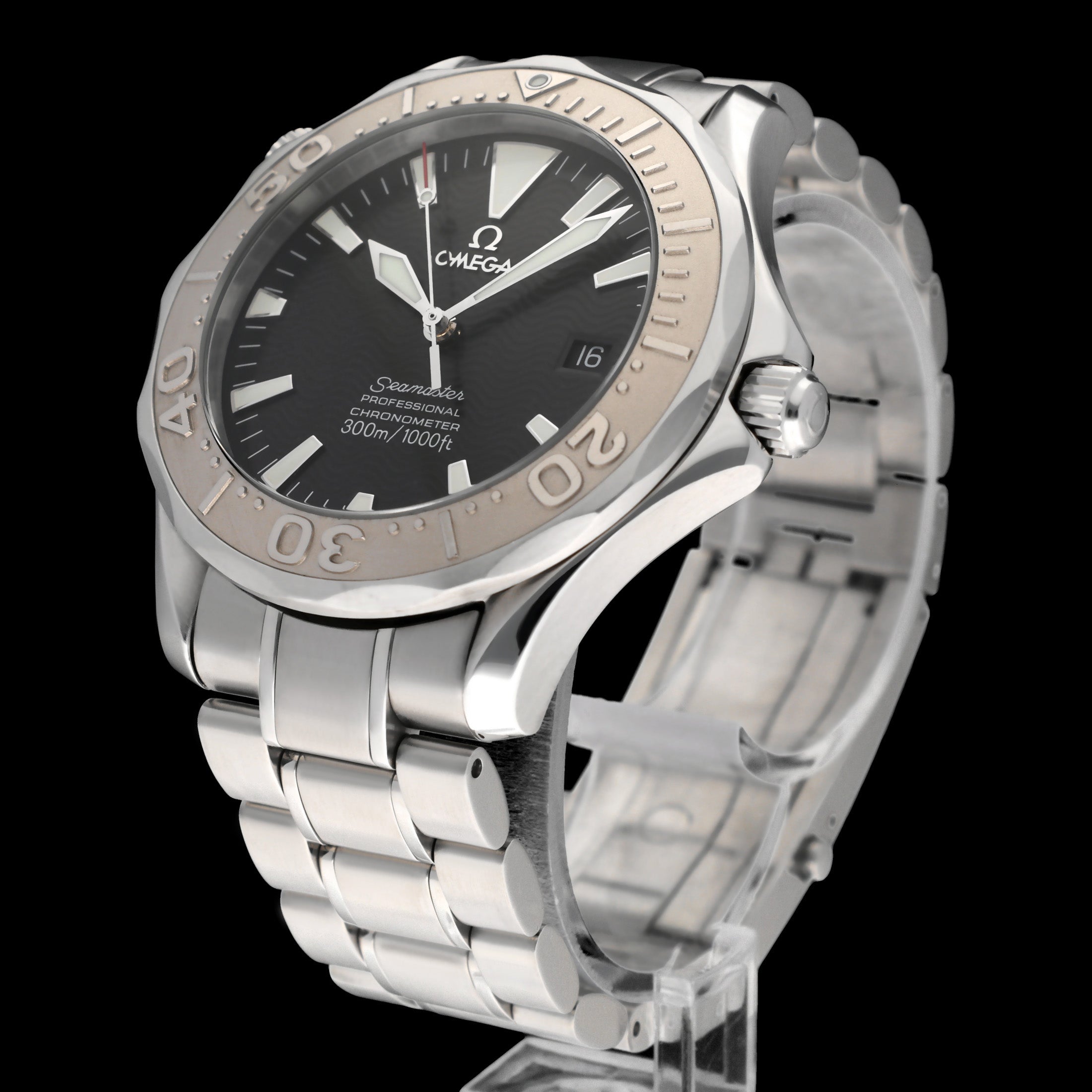 Omega Seamaster Diver 300 M 2230.50.00 - 2006 - Omega horloge - Omega kopen - Omega heren horloge - Trophies Watches