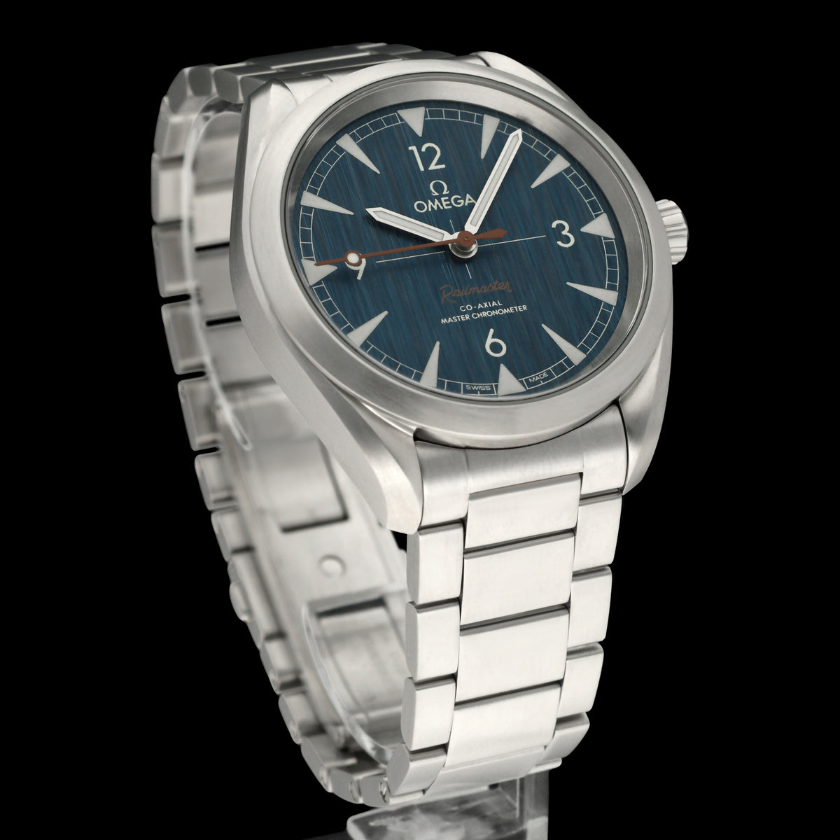 Omega Seamaster Railmaster 220.10.40.20.03.001 - 2018 - Omega horloge - Omega kopen - Omega heren horloge - Trophies Watches