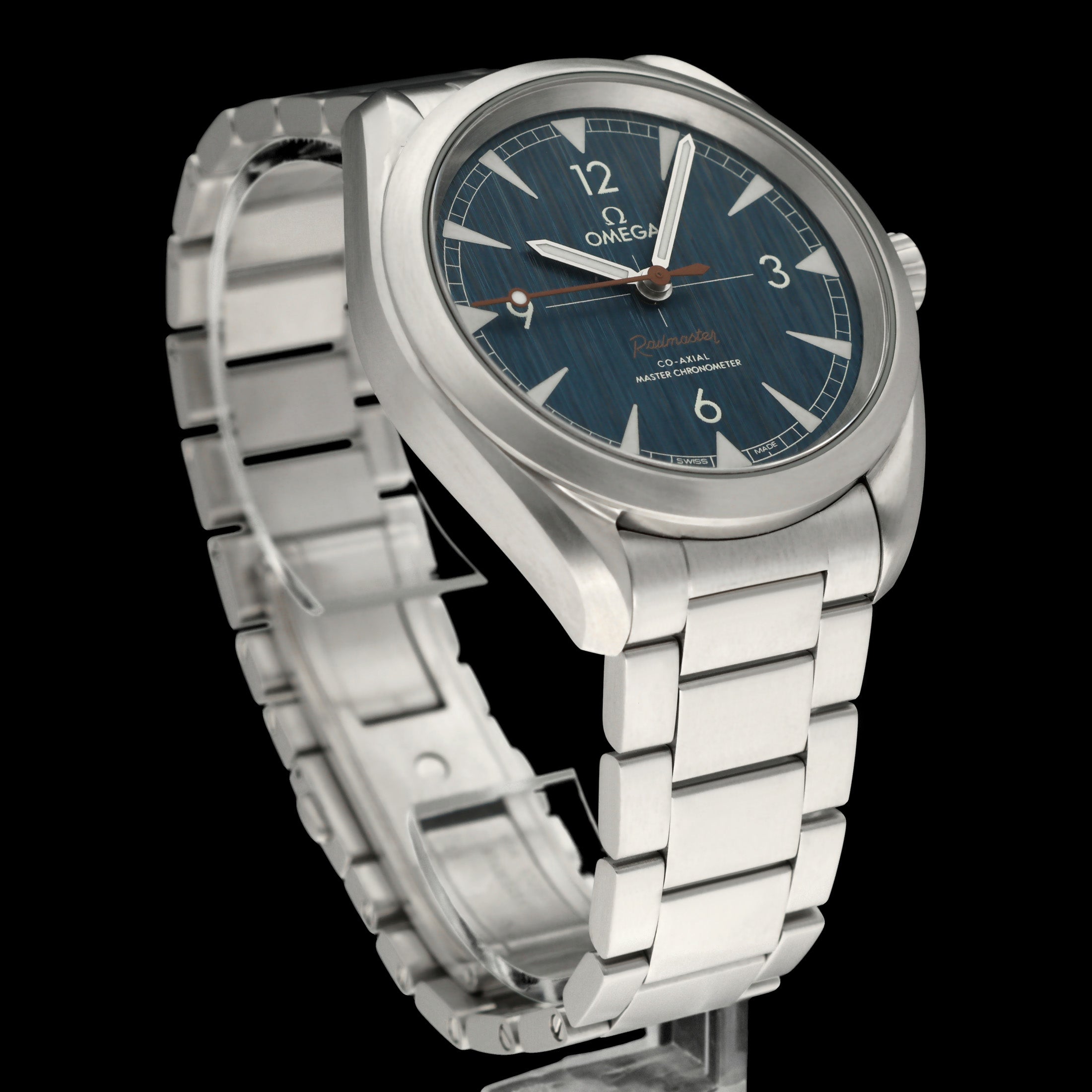 Omega Seamaster Railmaster 220.10.40.20.03.001 - 2018 - Omega horloge - Omega kopen - Omega heren horloge - Trophies Watches