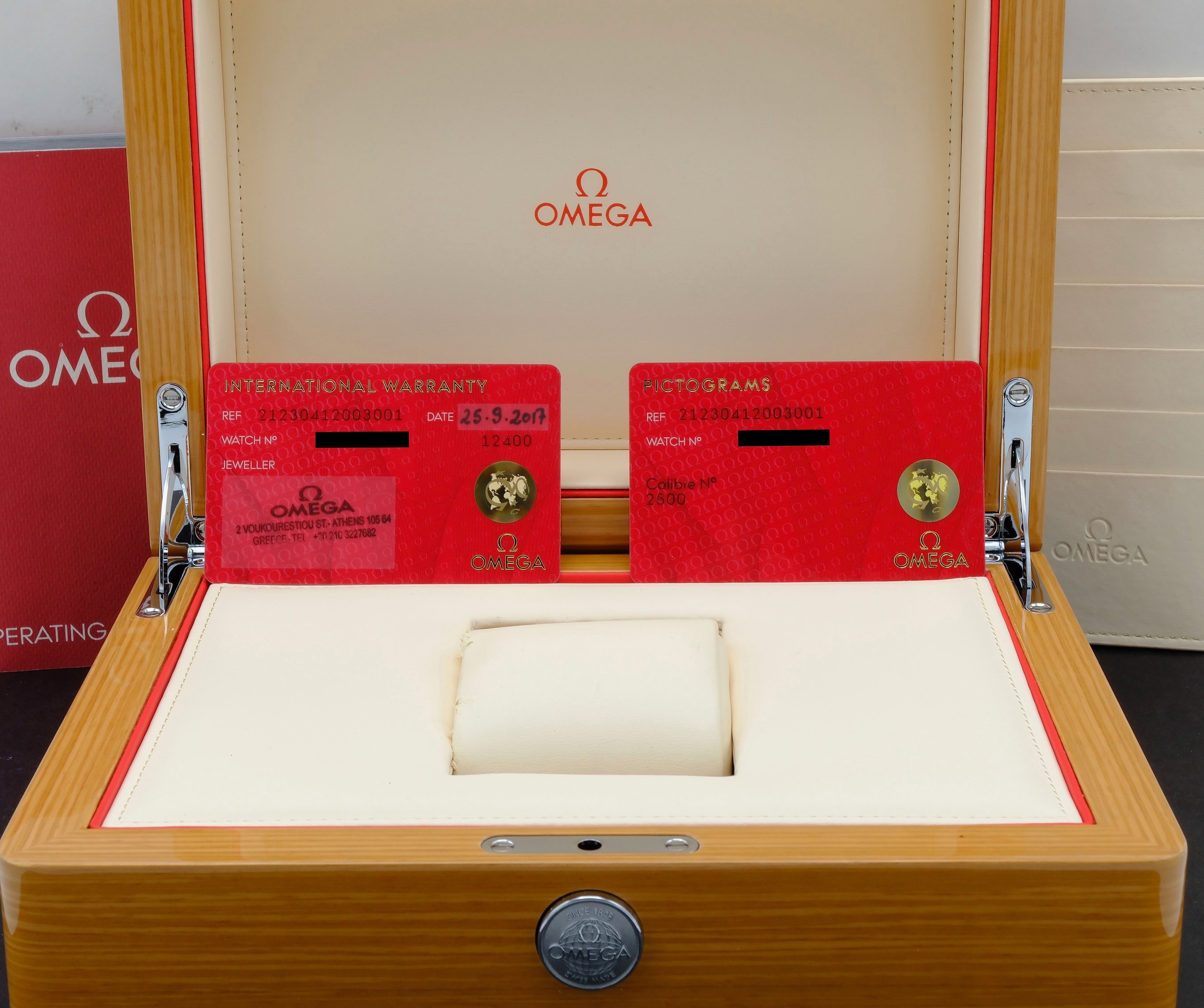 Omega Seamaster Diver 300 M 212.30.41.20.03.001 - 2017 - Omega horloge - Omega kopen - Omega heren horloge - Trophies Watches