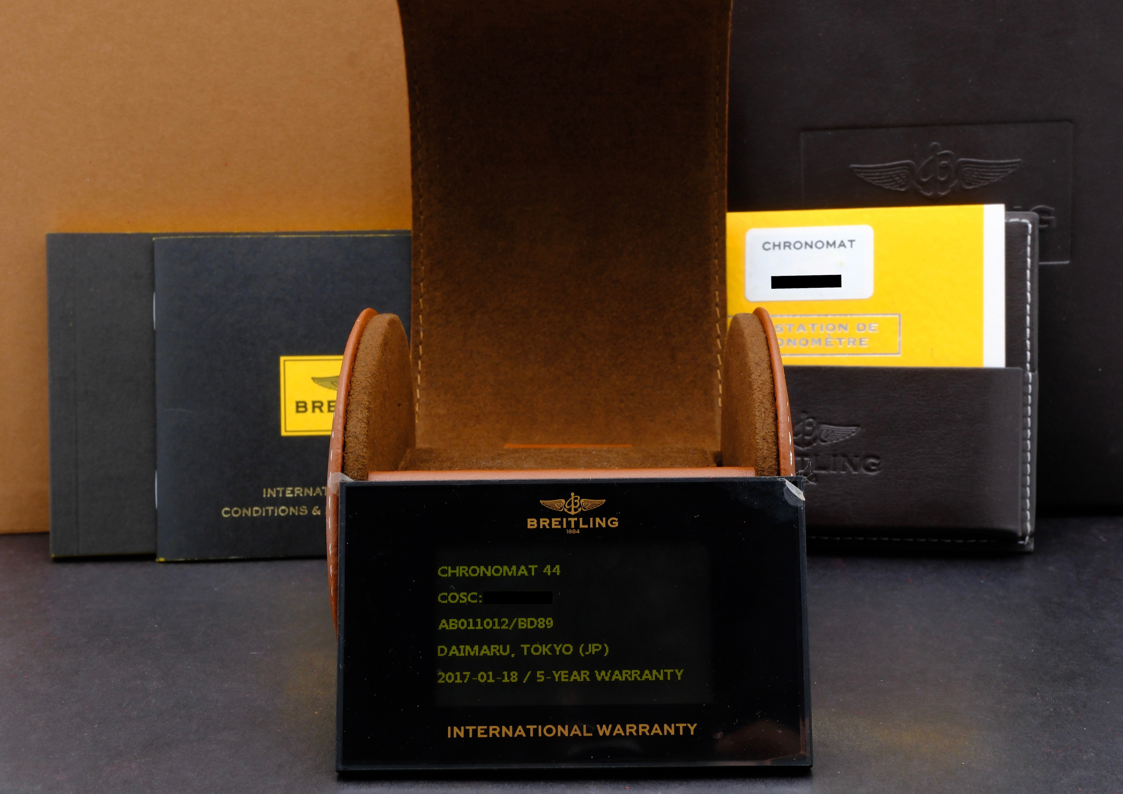 Breitling Chronomat AB0110 - Breitling horloge - Breitling kopen - Breitling heren horloge - Trophies Watches