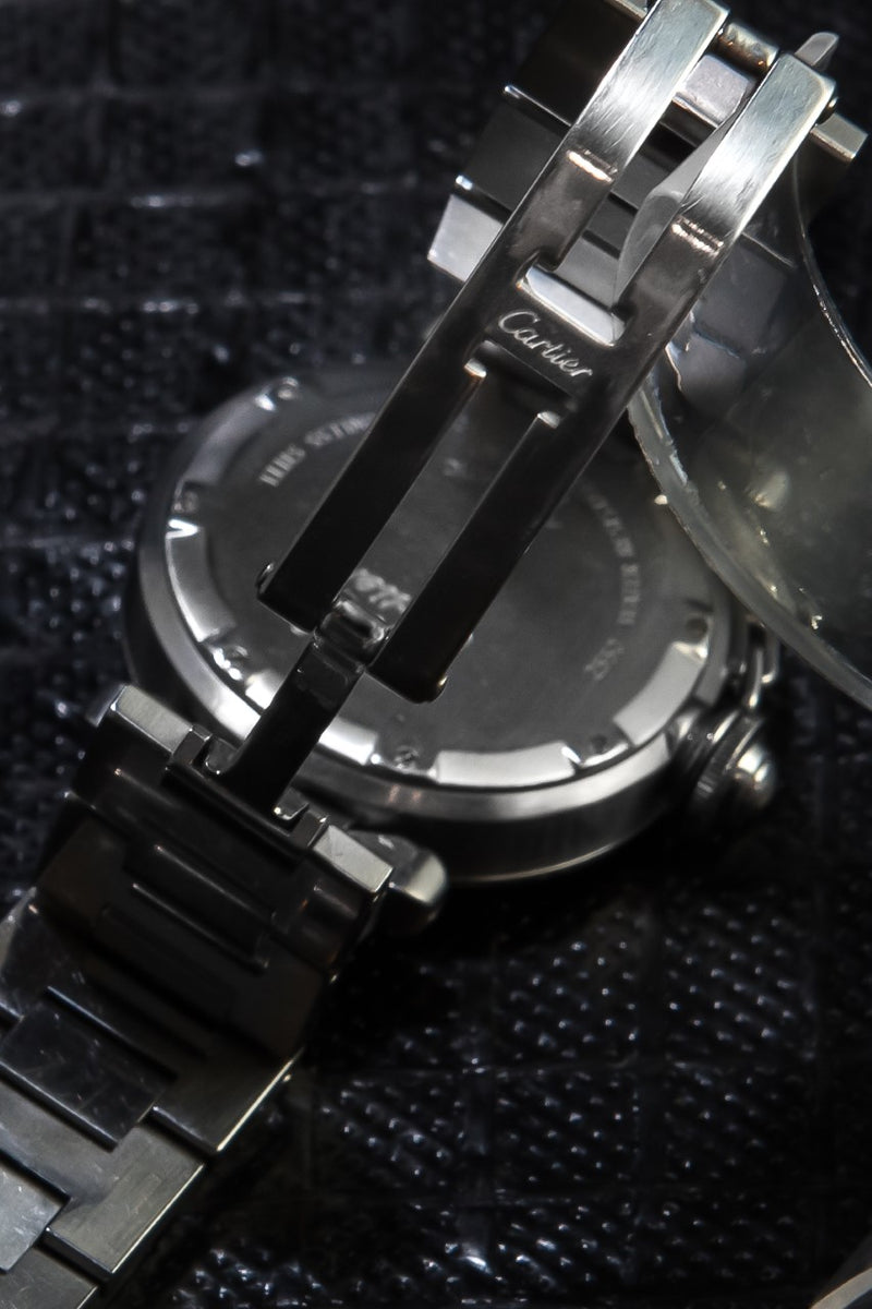 Cartier Pasha de Cartier GMT - Trophies Watches