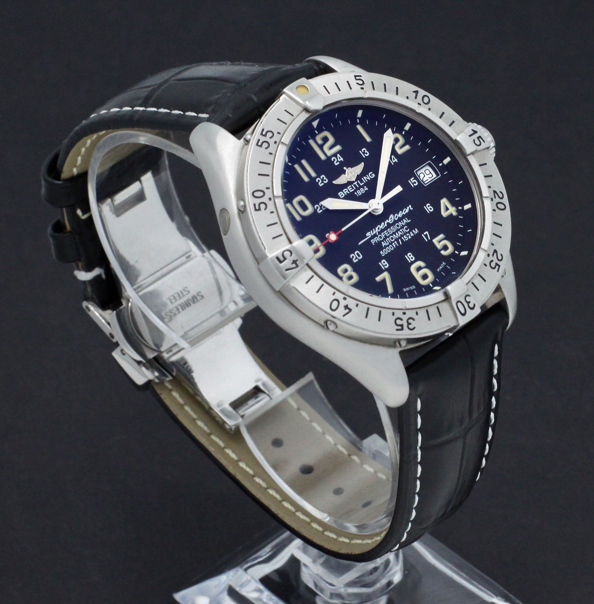 Breitling Superocean A17345 - Breitling horloge - Breitling kopen - Breitling heren horloge - Trophies Watches