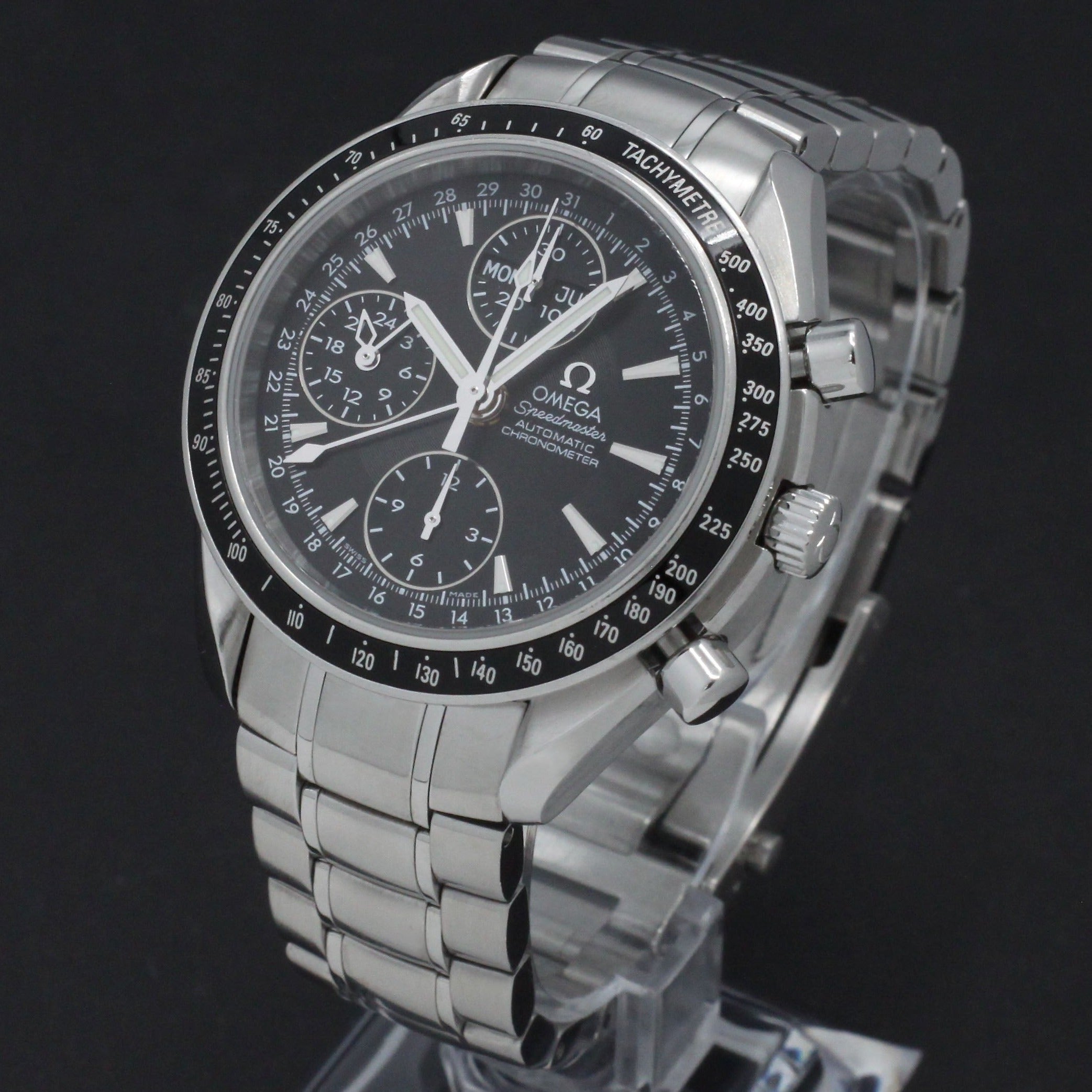 Omega Speedmaster Day Date 3220.50.00 - 2013 - Omega horloge - Omega kopen - Omega heren horloge - Trophies Watches
