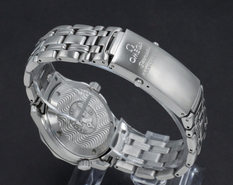 Omega Seamaster Diver 300 M 2562.80.00 - 1999 - Omega horloge - Omega kopen - Omega heren horloge - Trophies Watches