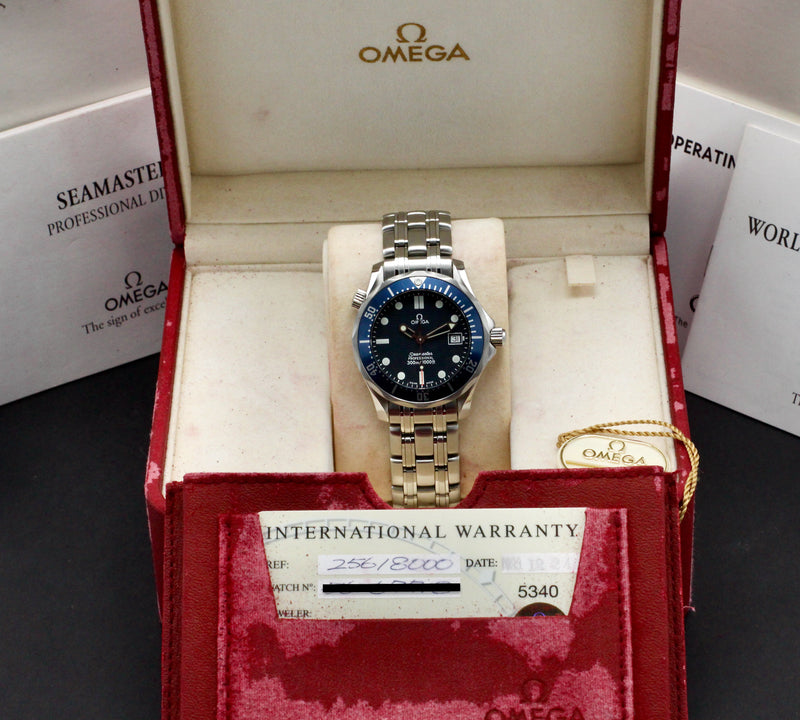 Omega Seamaster Diver 300 M 2561.80.00 - 1999 - Omega horloge - Omega kopen - Omega heren horloge - Trophies Watches