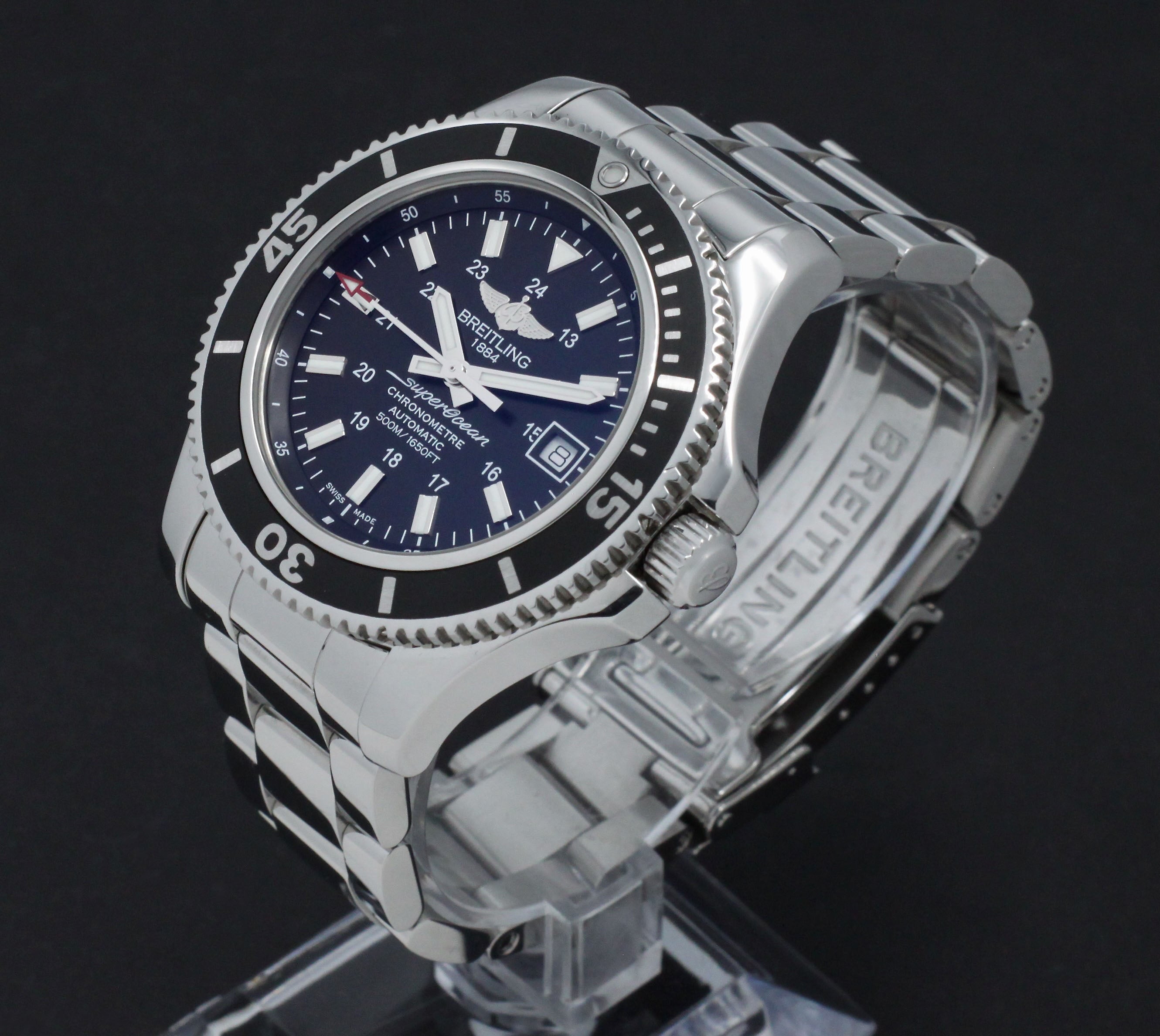 Breitling Superocean 42 A17365 - 2020 - Breitling horloge - Breitling kopen - Breitling heren horloge - Trophies Watches