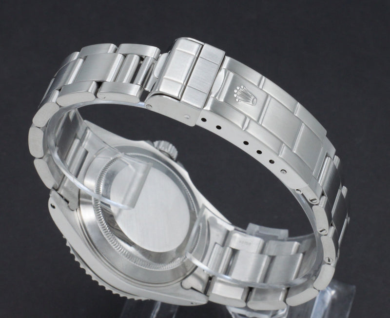 Rolex Submariner 14060 - 2004 - Rolex horloge - Rolex kopen - Rolex heren horloge - Trophies Watches