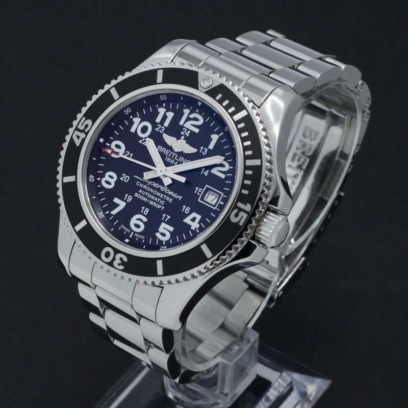 Breitling Superocean 42 A17365 - 2021 - Breitling horloge - Breitling kopen - Breitling heren horloge - Trophies Watches