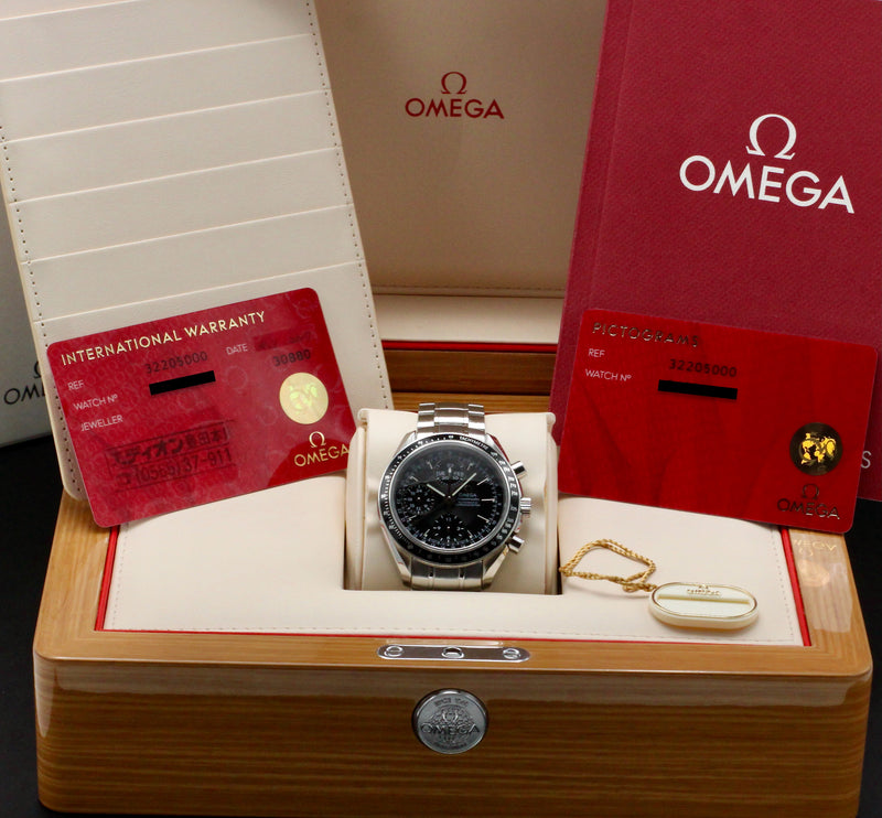 Omega Speedmaster Day Date 3220.50.00 - 2017 - Omega horloge - Omega kopen - Omega heren horloge - Trophies Watches