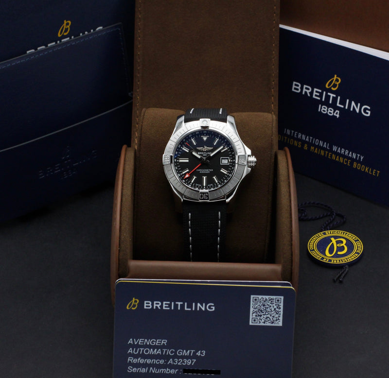 Breitling Avenger GMT A32397101B1 - 2021 - Breitling horloge - Breitling kopen - Breitling heren horloge - Trophies Watches