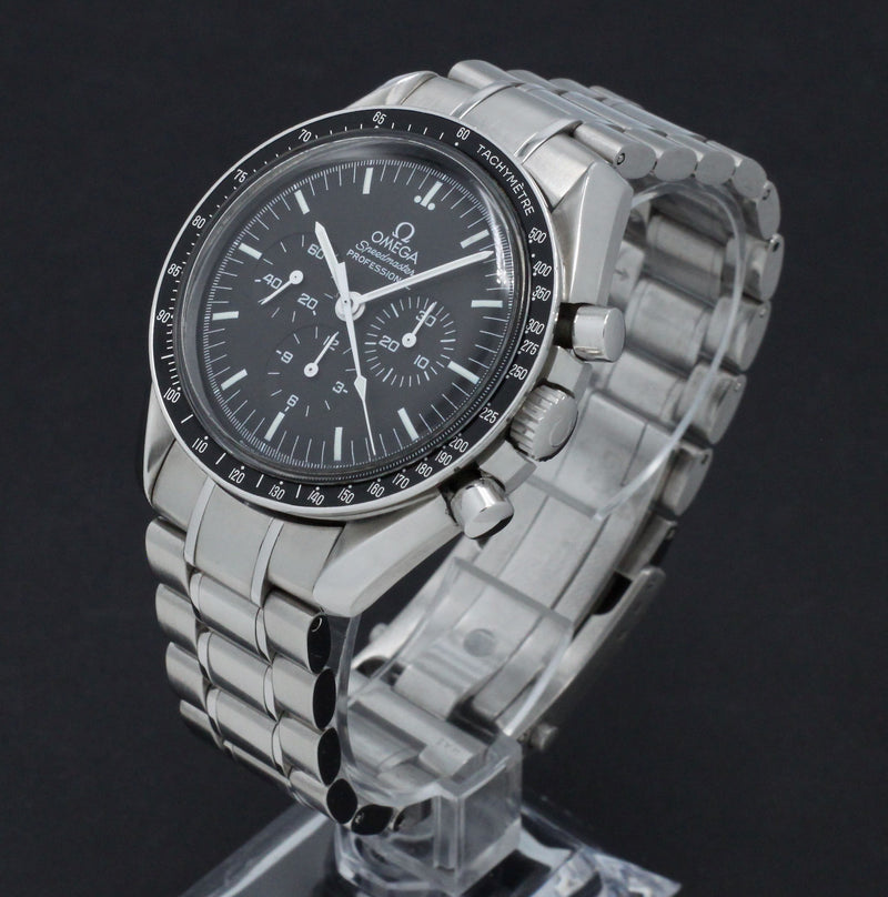 Omega Speedmaster Apollo Xvii 3574.51.00 - 2000 - Omega horloge - Omega kopen - Omega heren horloges - Trophies Watches