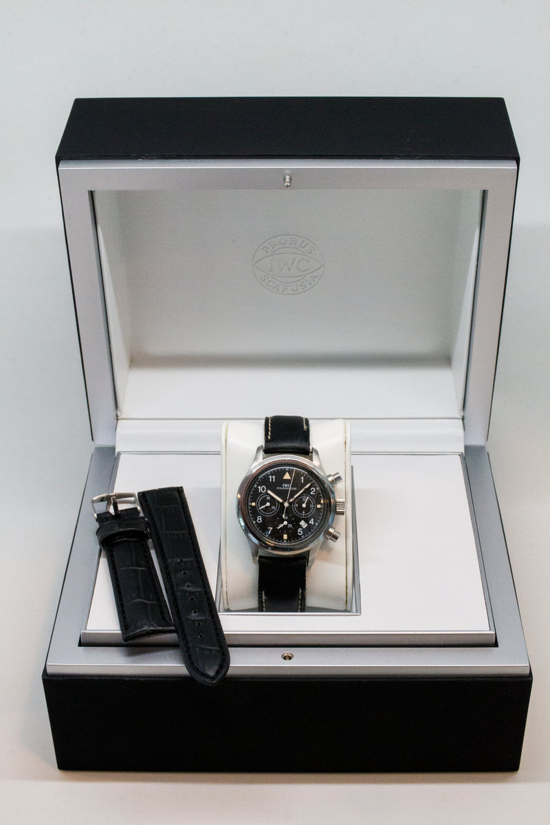 IWC Pilot Chronograph 3741 - IWC horloge - IWC kopen - IWC heren horloge - Trophies Watches